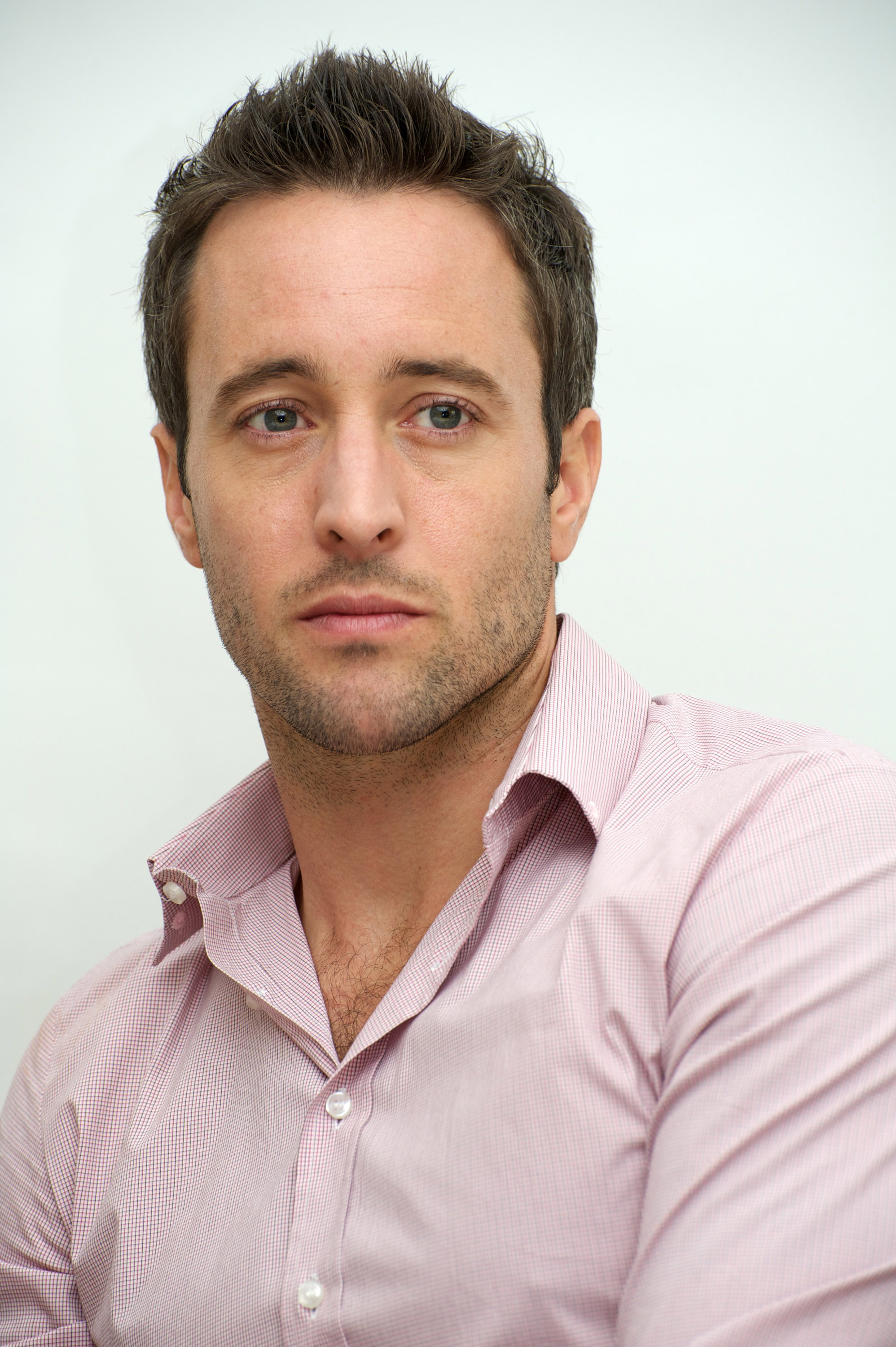 Алекс о локлин. Алекс Олафлин. Alex o'Loughlin. Alex Laughlin. Алекс о лафлин фото.